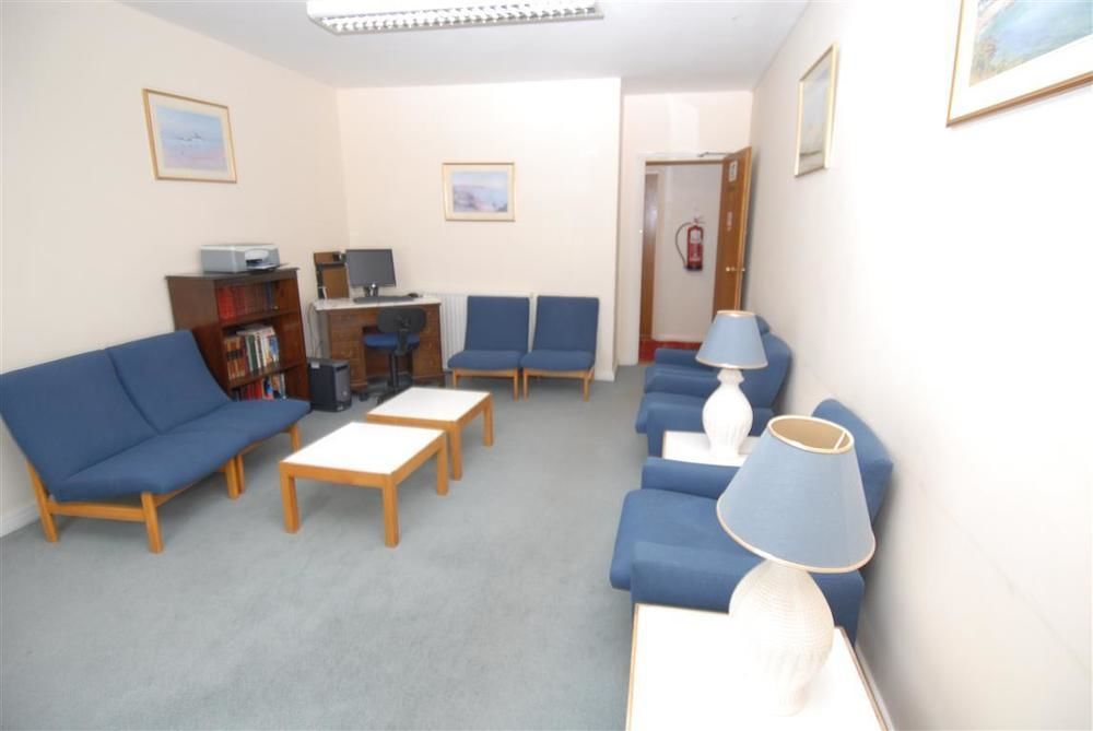 Oaklands Lodge Hotel Saint Saviour Екстер'єр фото